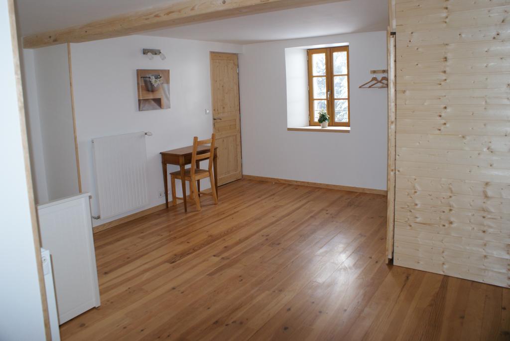 Le Fournia Bed and Breakfast Grandrif Eksteriør billede